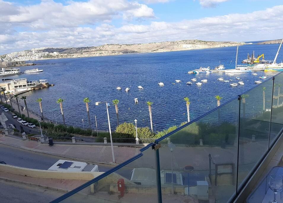 סיינט פול ביי New Seafront Apartment - Spectacular Views מראה חיצוני תמונה