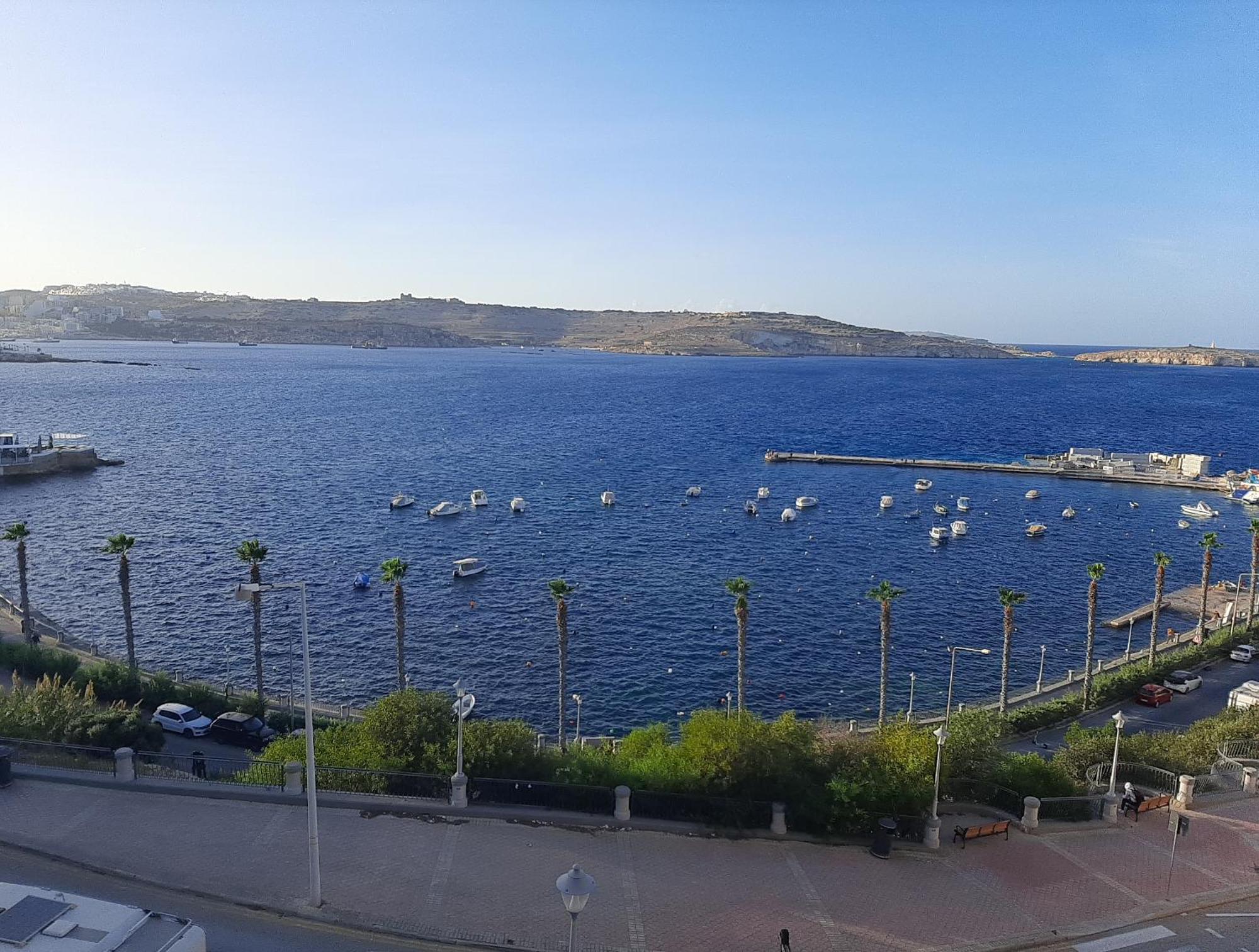 סיינט פול ביי New Seafront Apartment - Spectacular Views מראה חיצוני תמונה